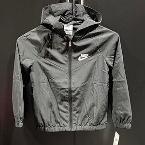 Nike Dri-Fit Windrunner Hooded zip up,water repellant,ripstop fabric,lightweight